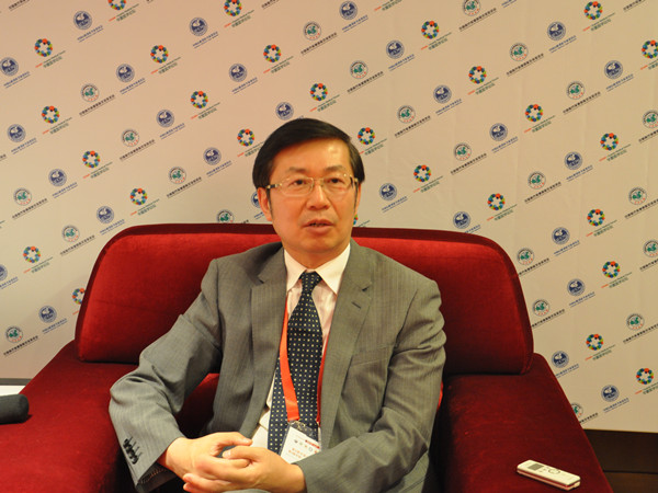 健康中国心脏年--第六届中国心脏重症大会胜利