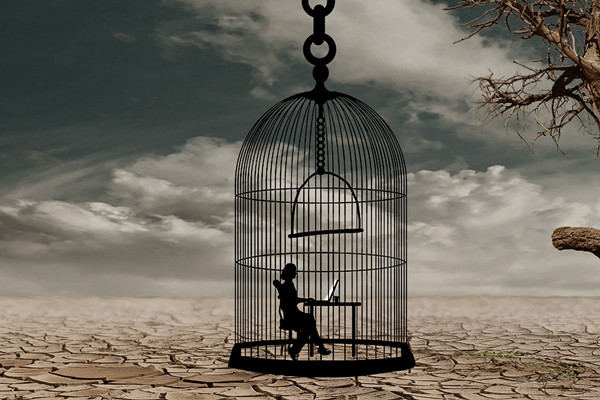 “牢笼”里的中国医生